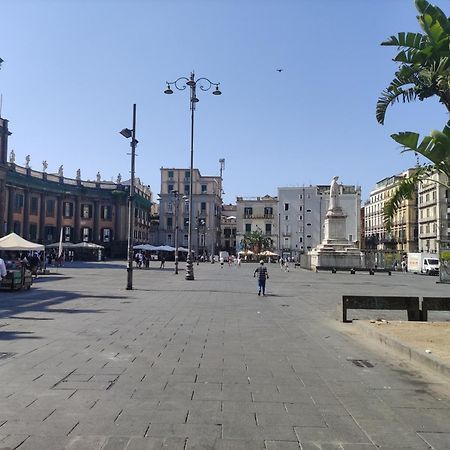 Na' Stanza In Piazza Apartment Naples Exterior photo