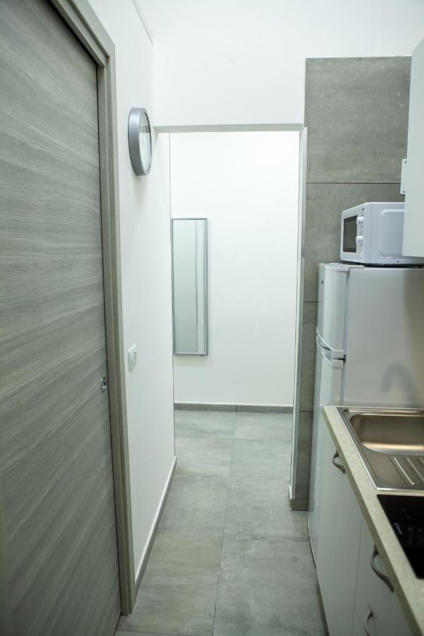Na' Stanza In Piazza Apartment Naples Exterior photo