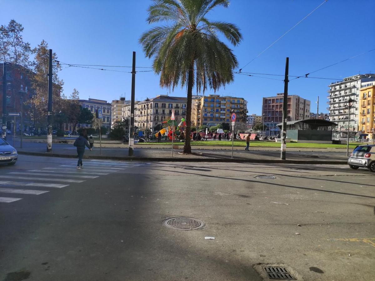 Na' Stanza In Piazza Apartment Naples Exterior photo