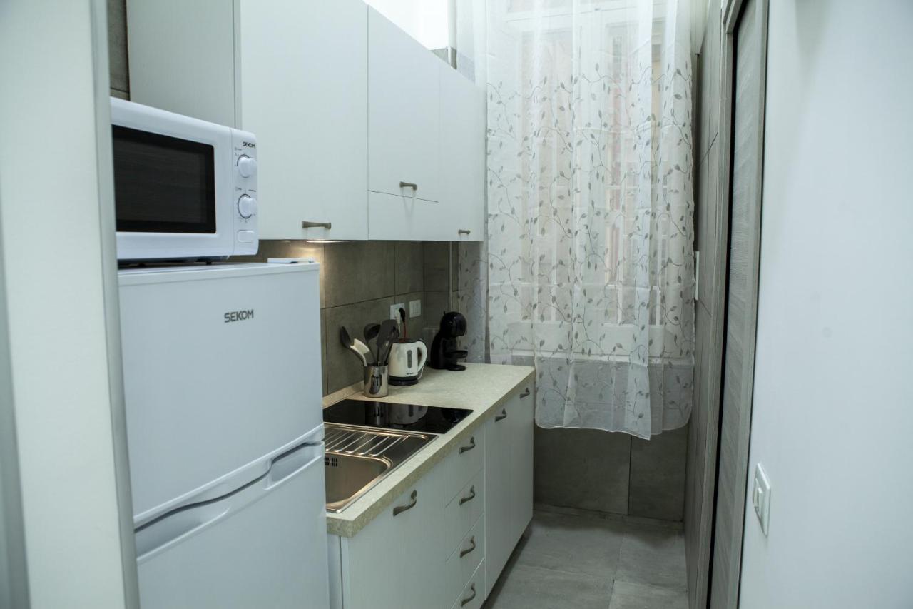 Na' Stanza In Piazza Apartment Naples Exterior photo